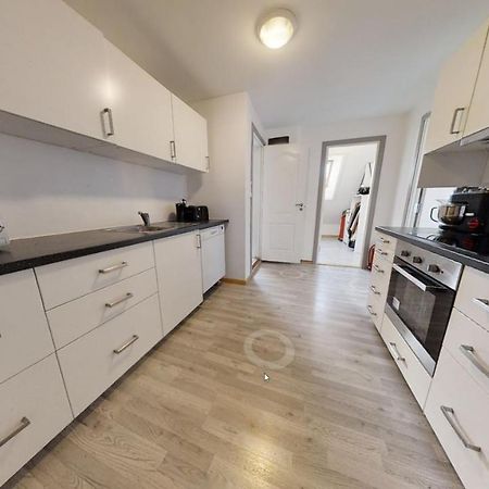 Spacious, 1 Minute From Bryggen! Bergen Exterior foto